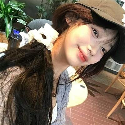 六月灯三姊妹